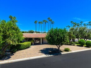 140 Columbia Dr in Rancho Mirage, CA - Building Photo - Building Photo