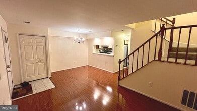 14316 Johnny Moore Ct in Centreville, VA - Building Photo - Building Photo