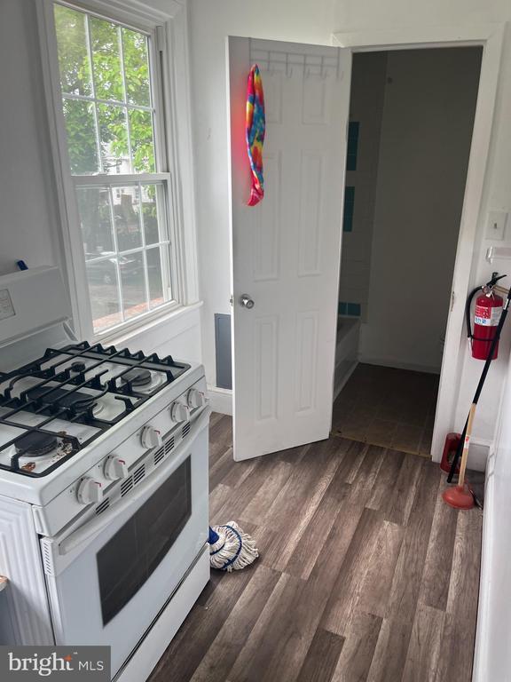 property at 178 S E Ave