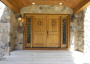 32 Flat Rock Rd in Lake George, NY - Building Photo - Building Photo