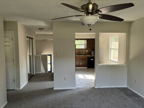 16427 E 28th Terrace Ct S in Independence, MO - Building Photo - Building Photo