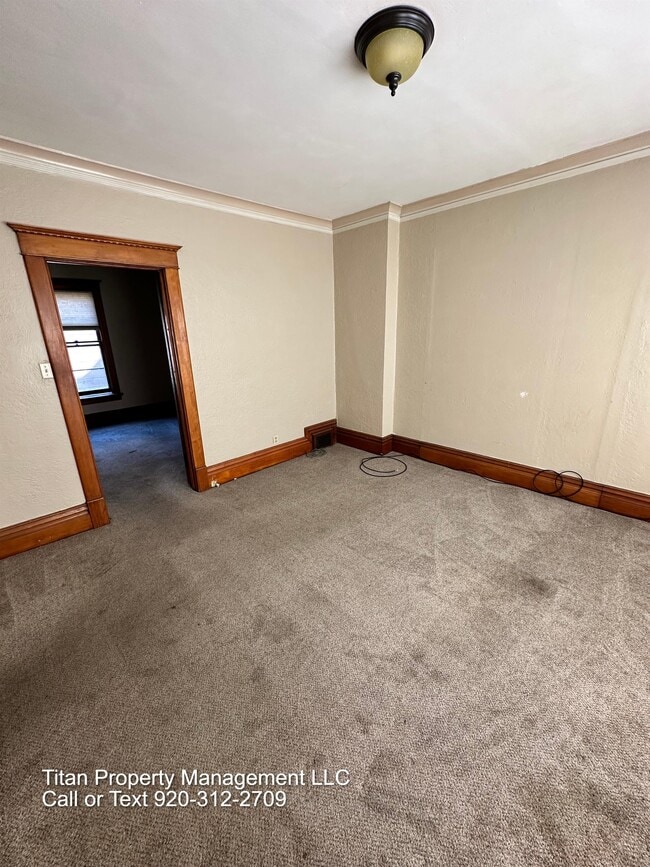 196 Ellis St in Fond du Lac, WI - Building Photo - Building Photo