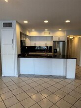 6417 Windmill Gate Rd in Miami Lakes, FL - Building Photo - Building Photo