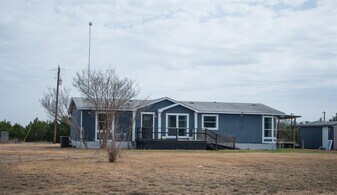 1000 Co Rd 201 in Liberty Hill, TX - Building Photo