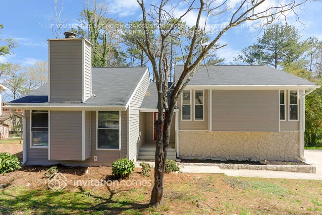 3366 Hollow Tree Dr in Decatur, GA - Building Photo - Building Photo