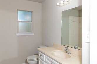 2526 Aldon St in Houston, TX - Building Photo - Building Photo