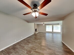 1514 Regina Ct S in Irving, TX - Building Photo - Building Photo