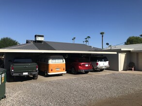 Hartford Apartments in Chandler, AZ - Foto de edificio - Building Photo