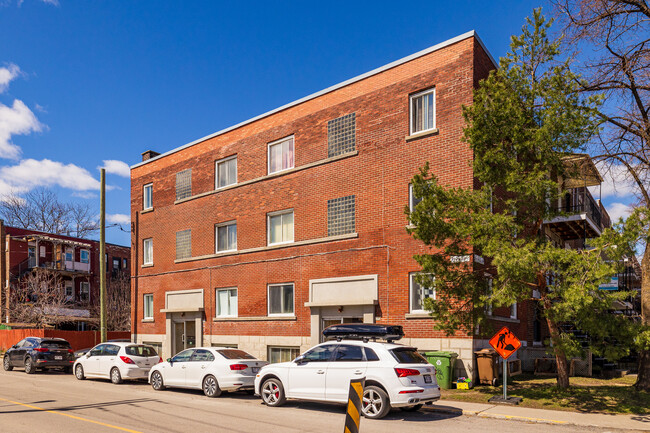 2141-2145 Holt St in Montréal, QC - Building Photo - Building Photo
