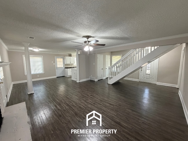 3875 Earlynn Dr in Bartlett, TN - Building Photo - Building Photo