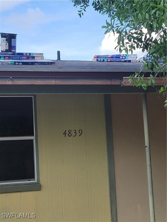 property at 4839 Hampton Ct