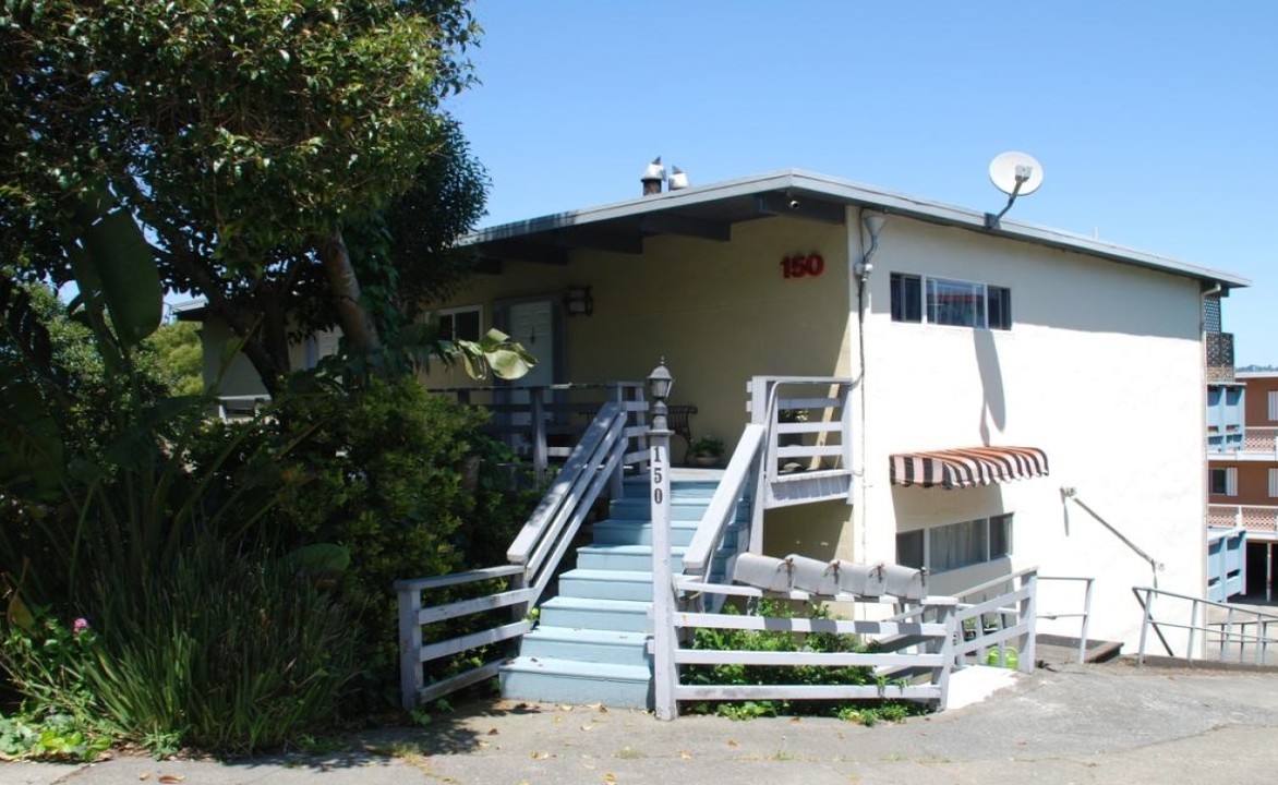 150 Filbert Ave in Sausalito, CA - Building Photo