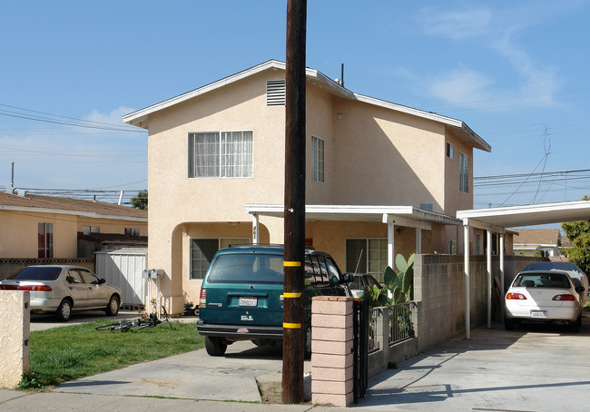 461 N Juanita Ave in Oxnard, CA - Building Photo - Building Photo