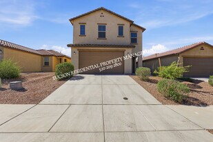 7842 S New Strike Way in Tucson, AZ - Building Photo