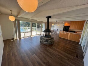 475 S Lower Crystal Bay Rd in Post Falls, ID - Building Photo - Building Photo