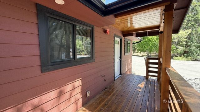 25161 Cedar St in Idyllwild, CA - Building Photo - Building Photo