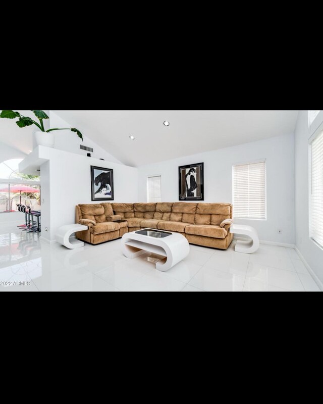 11056 W Lane Ave in Glendale, AZ - Foto de edificio - Building Photo