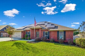 4518 Beth Cir in Crestview, FL - Building Photo - Building Photo