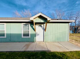 209 36th St in Lubbock, TX - Building Photo