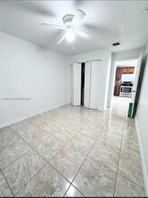 4425 SW 21st St in West Park, FL - Building Photo - Building Photo