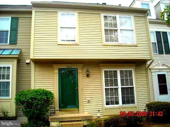 property at 2011 Quiet Creek Ct