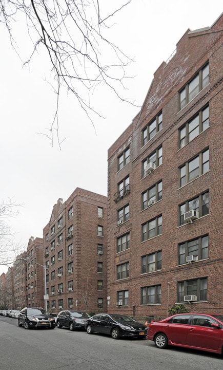 3543 84th St in Jackson Heights, NY - Building Photo