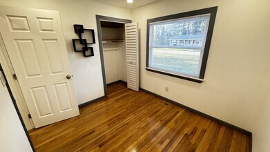 1021 Shirley Dr in Jacksonville, NC - Building Photo - Building Photo