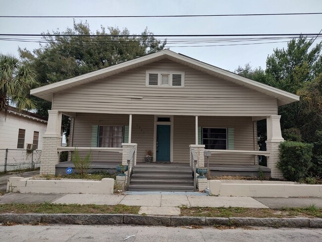 property at 2913 N 18th St