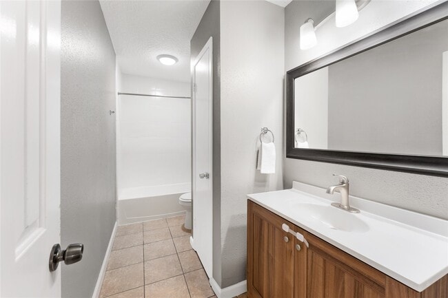 property at 1819 Freshmeadow Dr