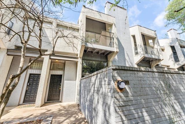 property at 3618 Gillespie St