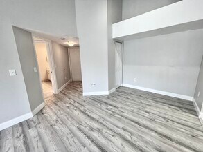1700 Crestwood Ct S in Royal Palm Beach, FL - Building Photo - Building Photo
