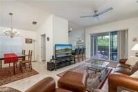 10082 Oakhurst Way in Ft. Myers, FL - Building Photo - Building Photo