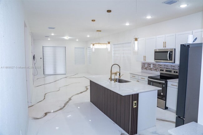12972 SW 265th Terrace in Homestead, FL - Building Photo - Building Photo