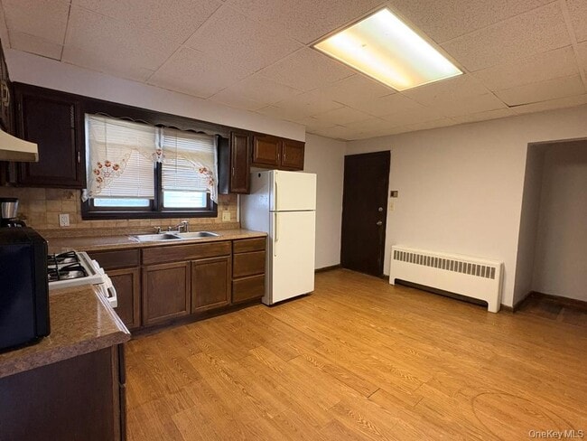 40 Parker Ave in Poughkeepsie, NY - Building Photo - Building Photo