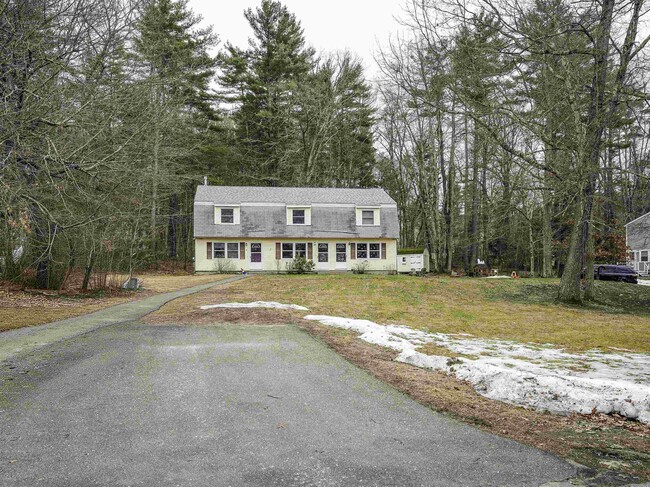 property at 4 Linda Ln