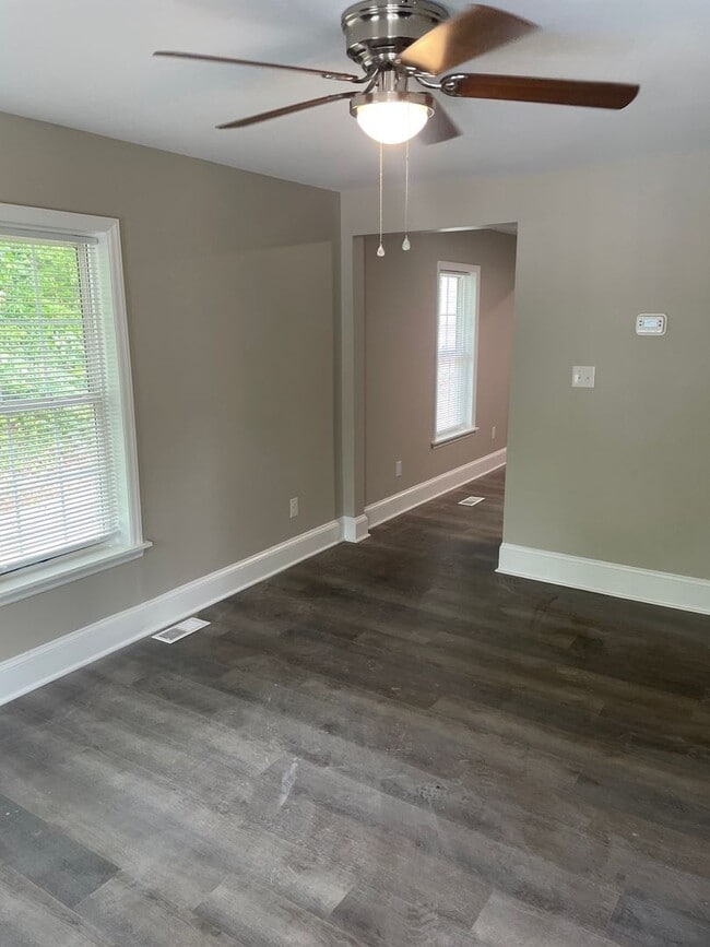 1612 N Jackson Ave in Winston-Salem, NC - Building Photo - Building Photo