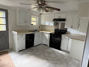 6088 Church Rd in Felton, PA - Building Photo - Building Photo