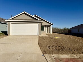14536 Azzurro Stone in Elmendorf, TX - Building Photo - Building Photo