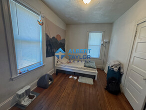 528 Cambridge St, Unit 1 in Boston, MA - Building Photo - Building Photo