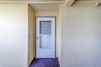 4575 Cove Cir in St. Petersburg, FL - Building Photo - Building Photo