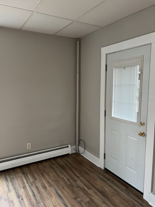 548-2 1/2 2 1/2 St in Catawissa, PA - Building Photo - Building Photo