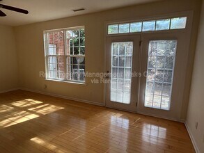 119 Longchamp Ln in Cary, NC - Building Photo - Building Photo