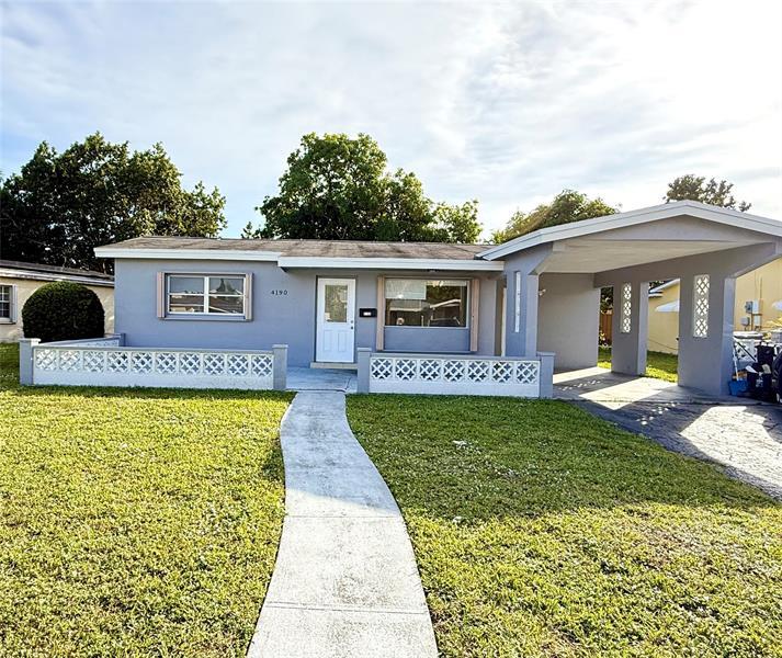 4190 NW 45th St in Lauderdale Lakes, FL - Building Photo