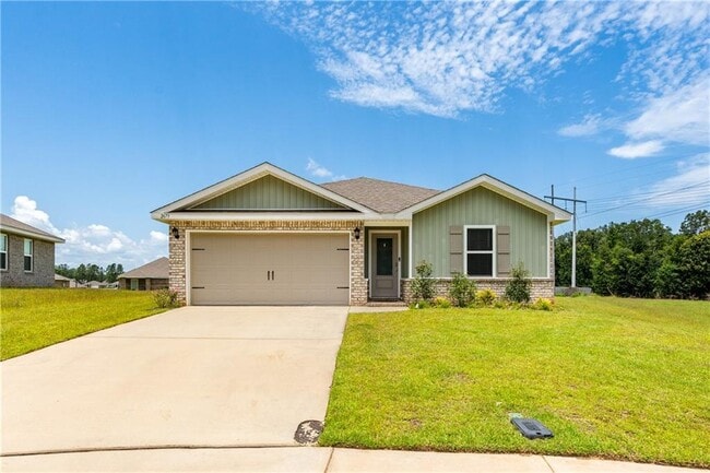property at 2613 Windmere Dr E