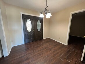 7504 W Canal Blvd in Shreveport, LA - Building Photo - Building Photo
