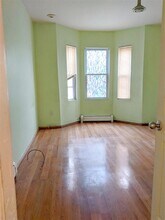 741 Somerville Ave, Unit 1 in Somerville, MA - Building Photo - Building Photo