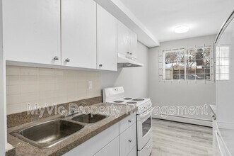 9740-9782 82 Ave NW in Edmonton, AB - Building Photo - Building Photo