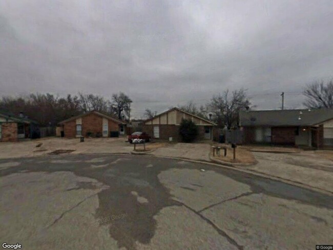 property at 6218 SE 47th St
