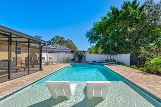 3210 Wood St in Sarasota, FL - Building Photo - Building Photo