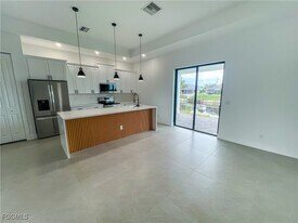 1302 NW 13th Terrace in Cape Coral, FL - Building Photo